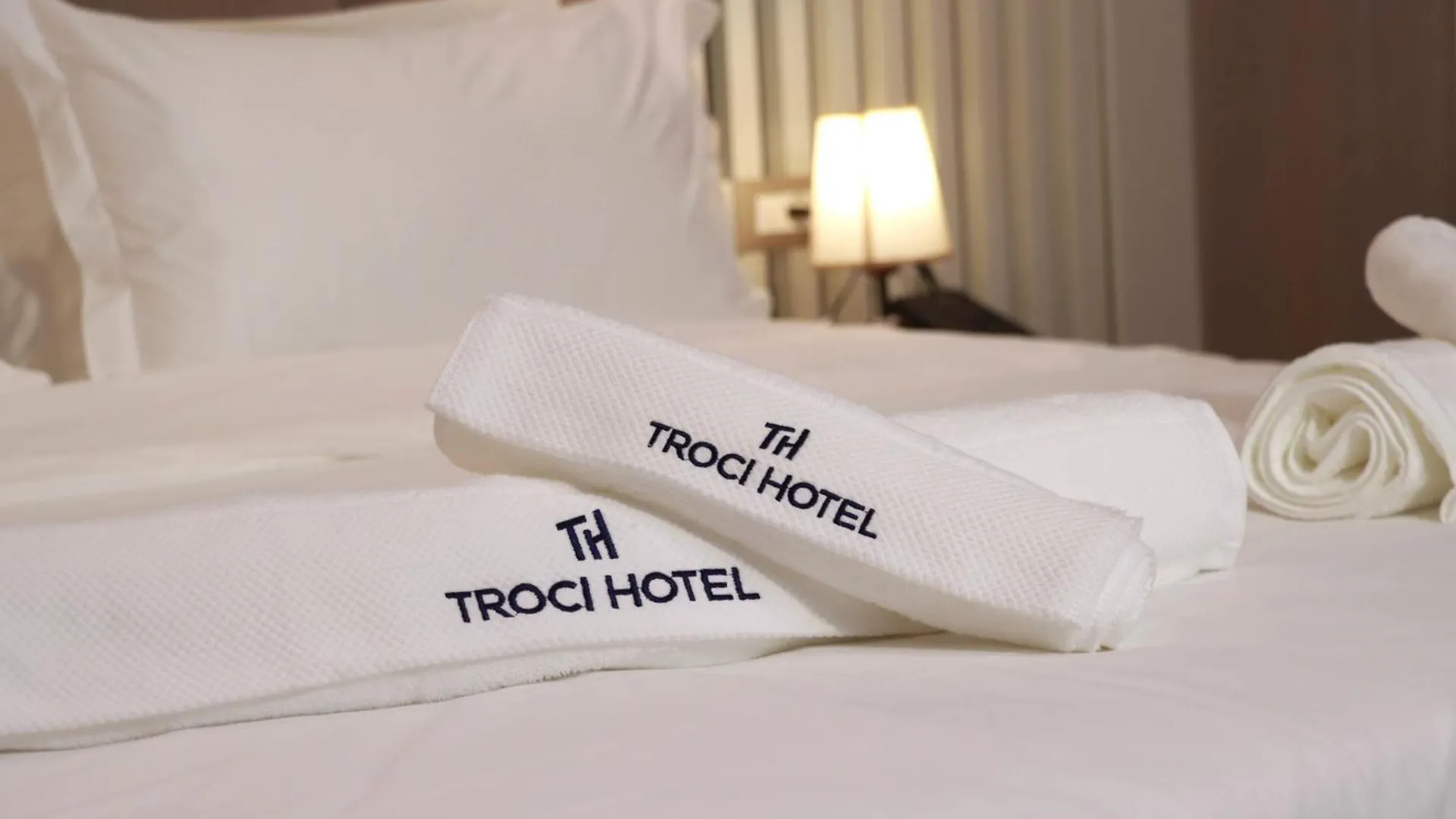 Troci Hotel Kamez