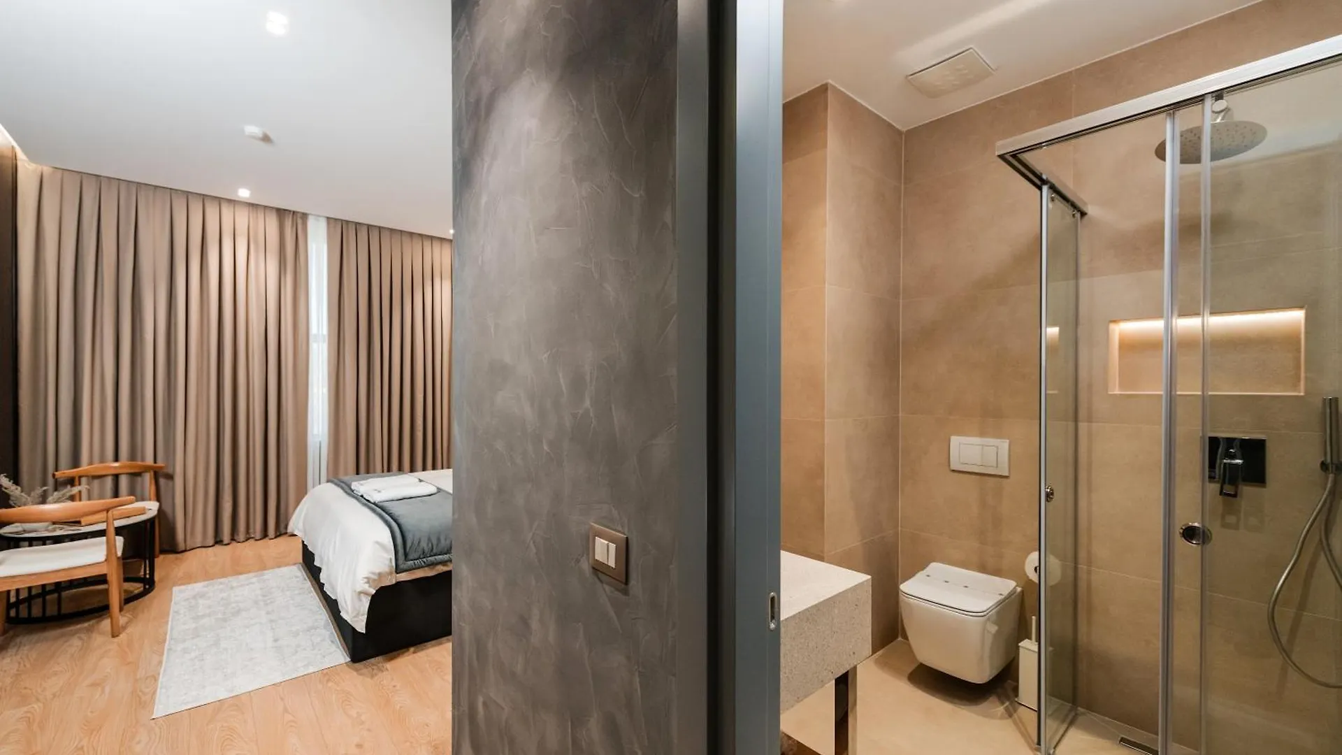 Troci Hotel Kamez