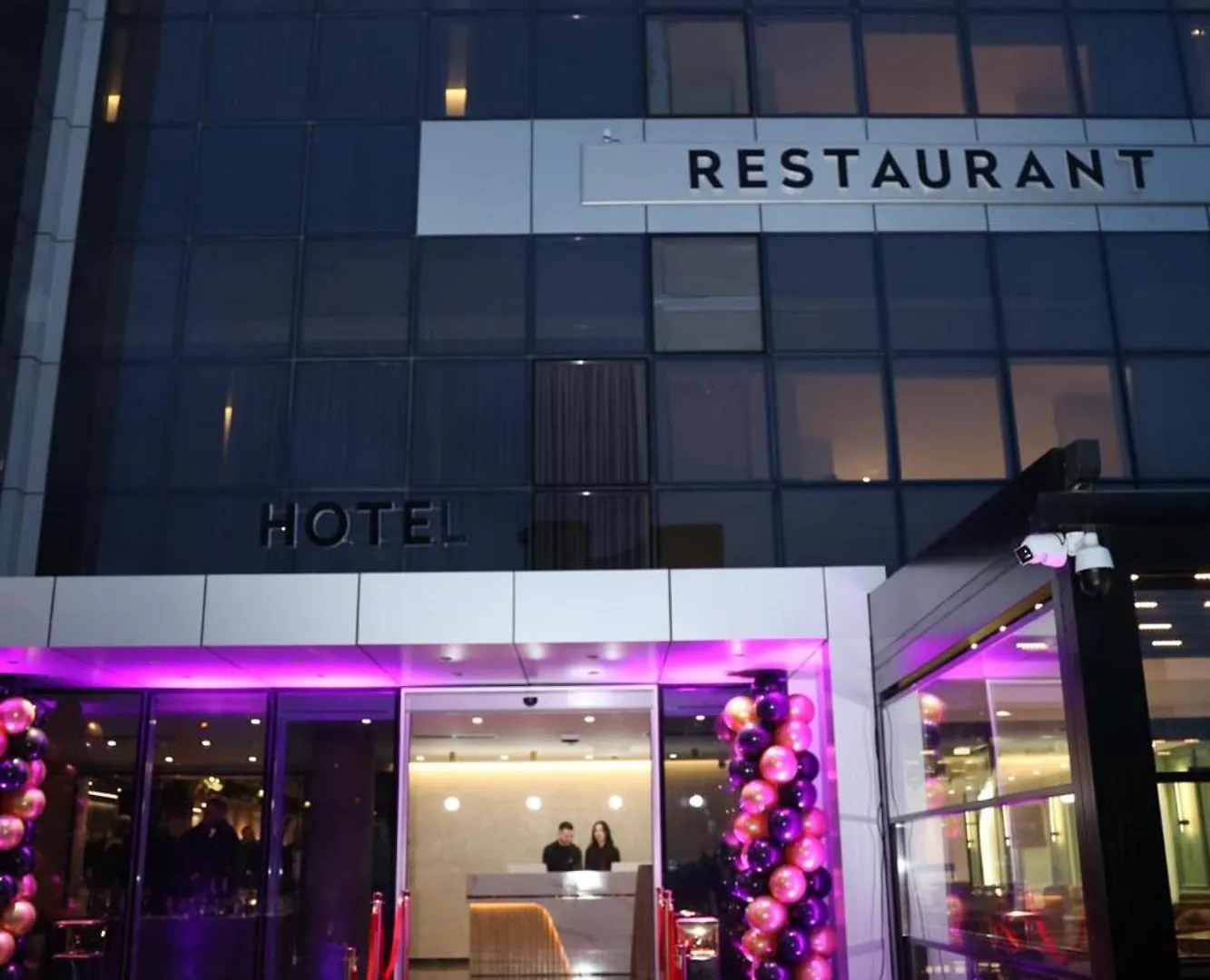 Troci Hotel Kamez