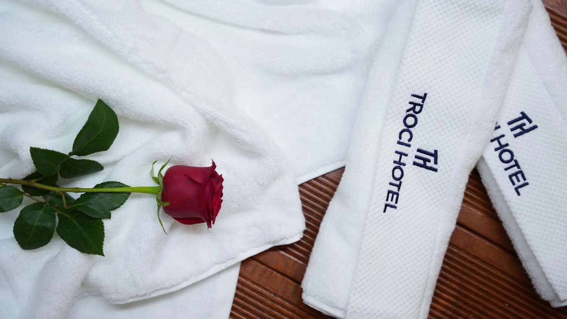 Troci Hotel Kamez